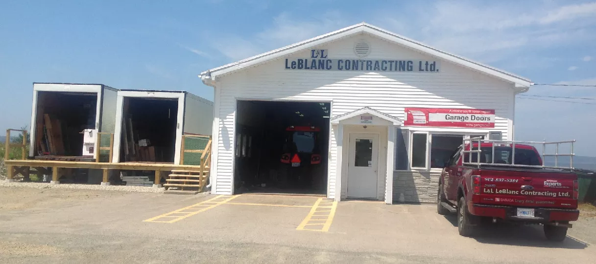 Building & Pickup lettering